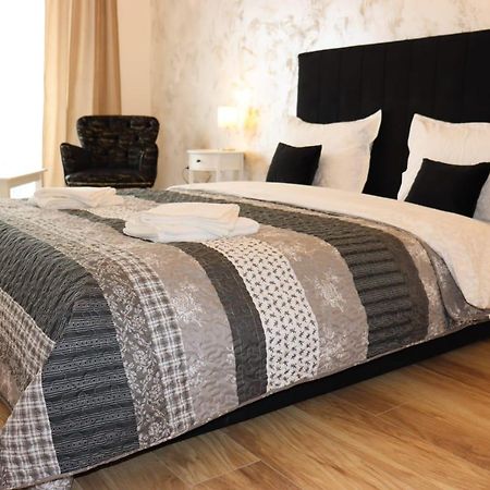 Apartament Onix Braşov Exteriör bild